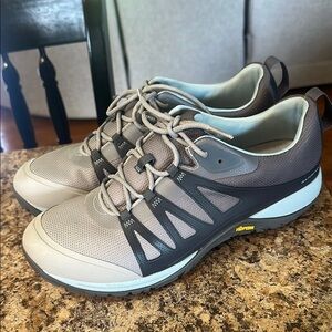 DANSKO Vibram Waterproof Trail Sneakers  Womens size 42 or 11.5-12 Gray